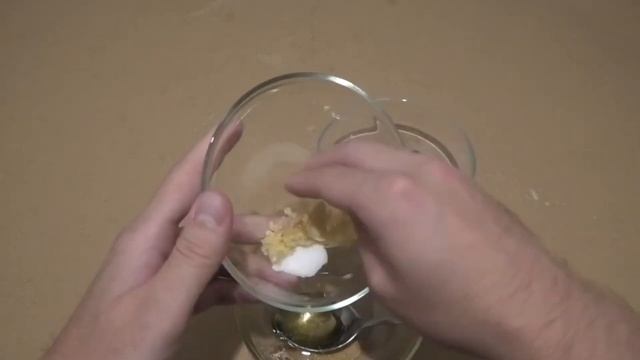 Простой Рыбак Обловил Всех! Рыба клюёт на каждом забросе! Хитрый активатор клева своими руками!