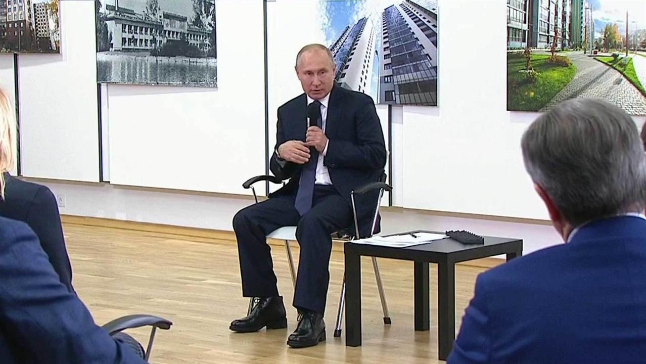 Долевое строительство, расселение аварийного жилья, ипотека, благоустройство - разговор президент...