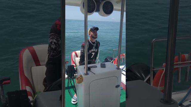 И такое бывает в Сочи #такси #море #сочи #лето