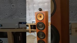 Bowers & Wilkins 803 Daimond