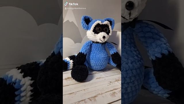 Енот крючком ?? Красивые и необычные вязаные игрушки ручной работы.  Inst @handmade_with_love1804