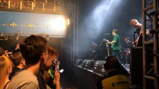 Sam Fender - What’s the Story Morning Glory - Live @ Leeds смотреть онлайн