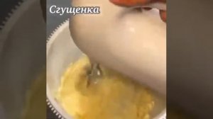 Торт с клубникой и бананом