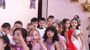 Песня "Уходим в школу" слова и музыка Л. Мочаловой.