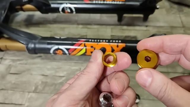 Ремонт оси и дропаута Fox36 смотреть онлайн