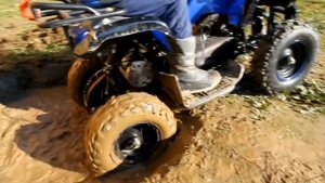 УТОПИЛ Квадроцикл в БОЛОТЕ! Stuck in the mud Ride on POWER WHEEL