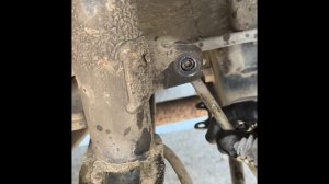 Replacing rear struts for Toyota Venza 2010. #toyota #venza замена задних стоек Тойота Венза