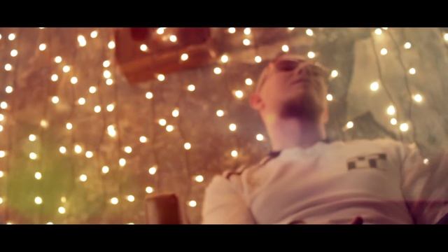 Эмси Димас -Улетают смотреть онлайн