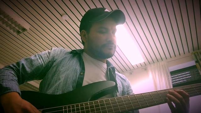 Sound Test: Ibanez SRX 595 E-Bass смотреть онлайн