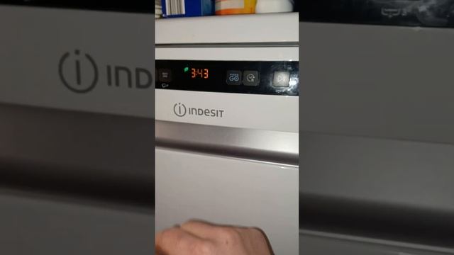 indesit type DFO 3T 133 A F  doesnt start only hear 3 sounds help!!!