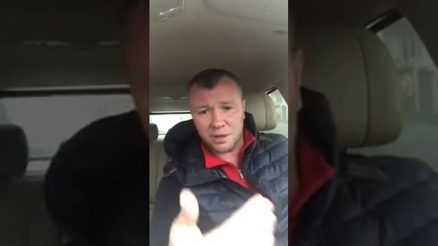 Секретарю Федерации бокса России Умару Кремлеву, от чемпиона мира и России по боксу!