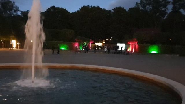 Эстония.Таллинн.Фестиваль Света 2021.В парке Кадриорг Свет шагает.Часть первая.Влог из Эстонии