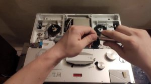 Telefunken M15A магнитофон  бобинный Настоящий винтажный магнитофон, механика, обзор.