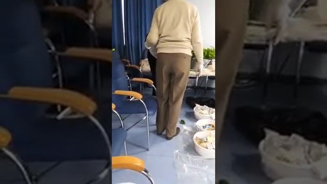 Процесс создания фитокартины руками пенсионеров ТСЦО Щукино смотреть онлайн