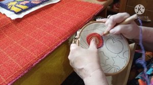 Ковровая вышивка. Иглы для ковра разной высоты.
