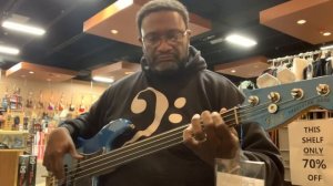 Fender Tony Franklin Fretless Precision: David Hood & Tommy Cogbill Bass Lines