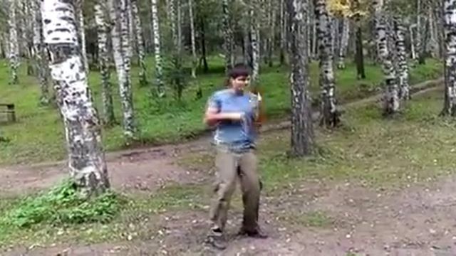 Фланкировка одной шашкой обеими руками. смотреть онлайн