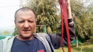 Как научить ребёнка подтягиваться?