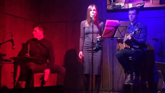 Lily Dee - Целовать другого (Иван Дорн cover) смотреть онлайн