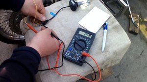 Обзор LED лампы с цоколем H4 для мотоцикла. Установка и тест на Honda Steed VLX 600.