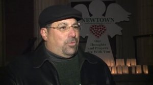 Hamden "lights the night" for Sandy Hook