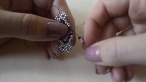 Браслет из бисера. Бисероплетение. Мастер класс (полная версия в хорошем качестве)