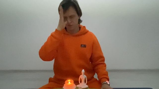 Пранаяма для успокоения и усиления лунной энергии смотреть онлайн