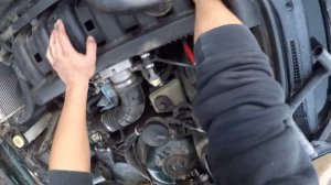 Bmw e34 печка дует холодным в чем причина? замена патрубков