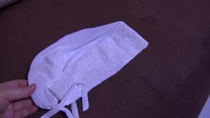 Старинный головной убор для замужних женщин - повойник.