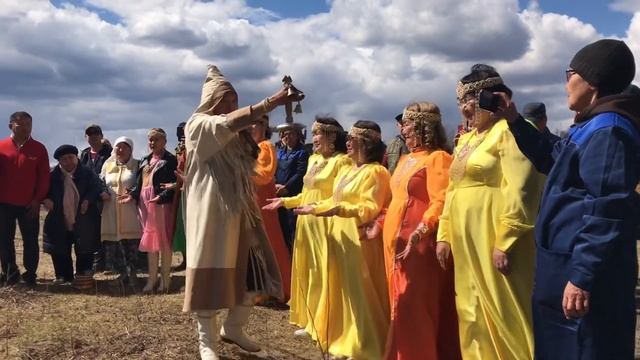 Сайылык арыллыыта, с.Таастаах, Саха ына5а / Якутская корова, ГКП РС(Я) «Якутский скот» смотреть онлайн