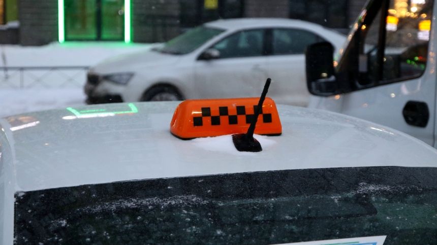 Минтранс ограничит время работы таксистов в России