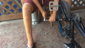 Обновка на Bmx/ Устанавливаю пеги/