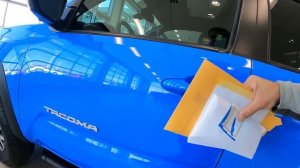 Покупка нового авто в США | Наконец-то я возьму себе Toyota Tacoma, которую давно искал в Америке