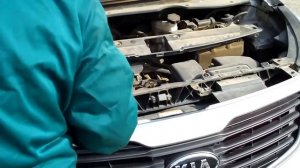 КАК СНЯТЬ РЕШЕТКУ РАДИАТОРА на Kia Sportage 3