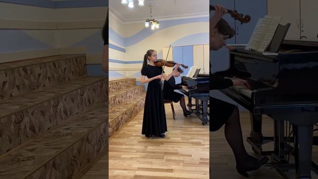 Козлова Анфиса, 12 лет. Д. Кабалевский - Концерт для скрипки с оркестром 1 часть смотреть онлайн