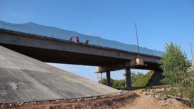 Фото путепровода через железную дорогу