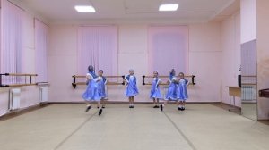 Танец "Светит месяц"