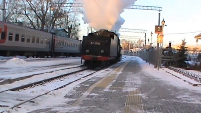 Паровоз ЛВ-0182 отправляется с Рижского вокзала