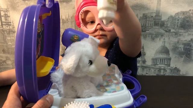 САЛОН КРАСОТЫ ДЛЯ СОБАК! ИГРОВОЙ НАБОР! смотреть онлайн