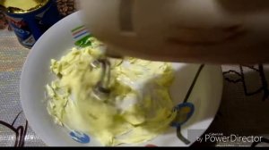 Эклеры с масляным кремом.