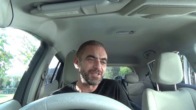 Nissan Leaf Review - Five things I love about my 2011 Nissan Leaf смотреть онлайн