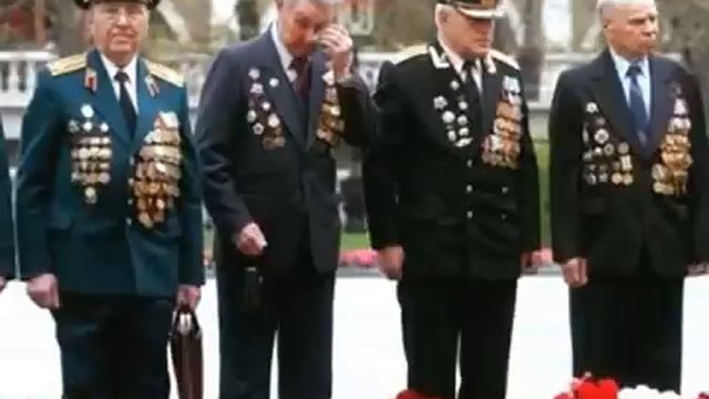 Видеопоздравление ветеранов. 7 класс МБОУ лицея г.Узловая смотреть онлайн