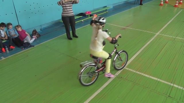 Соревнования по фигурному вождению велосипеда смотреть онлайн