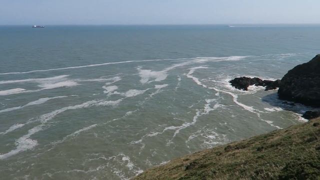Ireland Travel // Howth Cliffs смотреть онлайн
