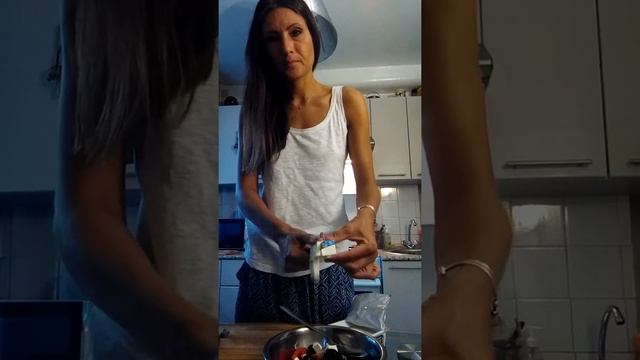 Греческий салат от Эльвиры, часть 2 смотреть онлайн