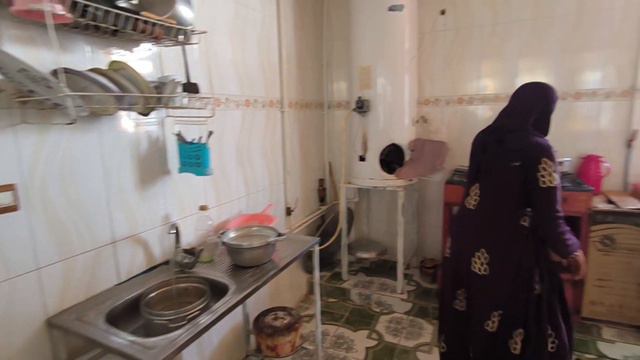 "Soraya: The Inspirational Nomadic Woman Cleaning Houses for Her Family" смотреть онлайн