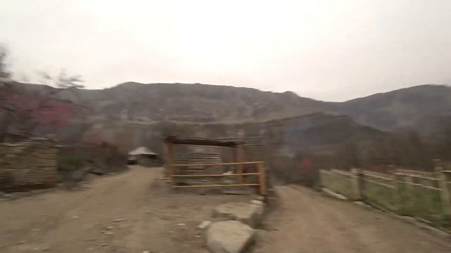 "ОПАСНЫЙ ДАГЕСТАН" говорили нам/ Сулакский каньон/ бархан Сарыкум смотреть онлайн