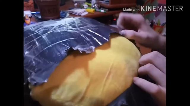 Распаковка мягкой смайл подушки из Китая смотреть онлайн