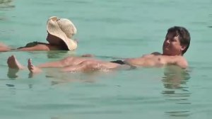 Купание на Мёртвом море