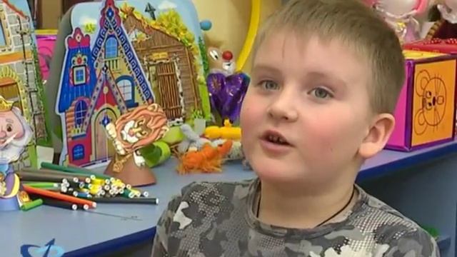 «Мир глазами детей»: профессия водитель 0+